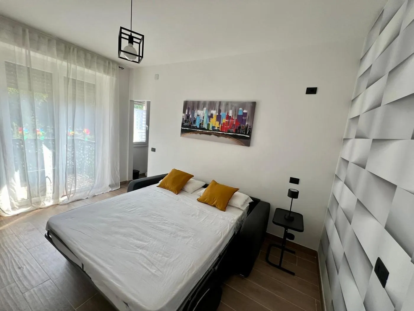 Appartamento Moderno Ed Elegante Loft Con Balcone Milano 0*,
