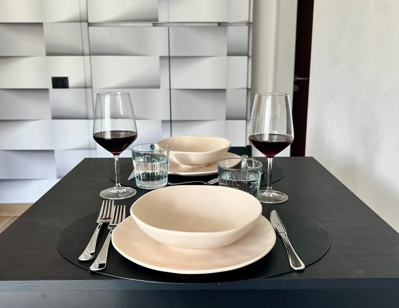 Moderno Ed Elegante Loft Con Balcone Apartment Milan
